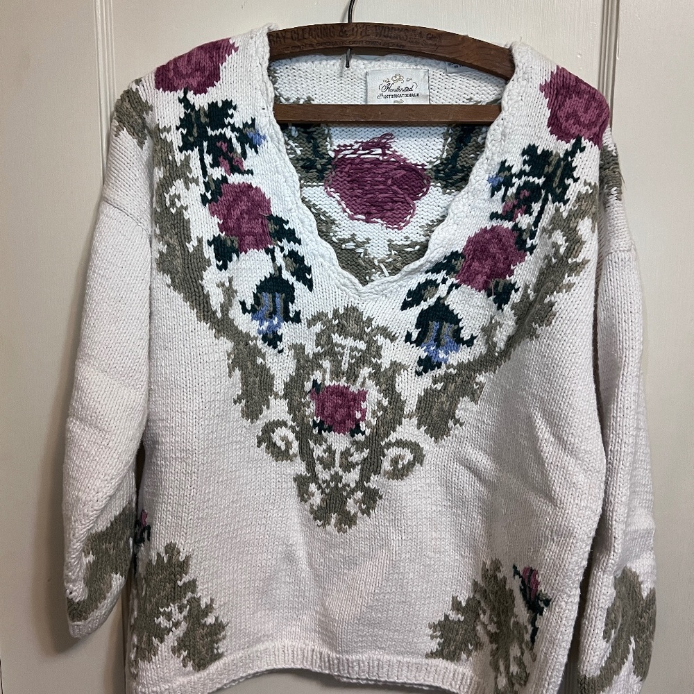 Vintage V Neck Handknitted sweater